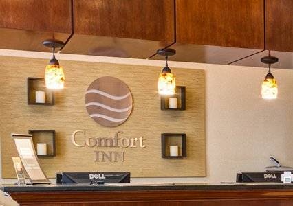 Comfort Inn Sunset Park / Park Slope | 353 38th St, Brooklyn, NY 11232, USA | Phone: (718) 369-7171