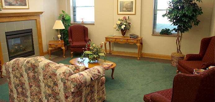 Clare Terrace Assisted Living | 3553 S 41st St, Milwaukee, WI 53221, USA | Phone: (414) 649-0730
