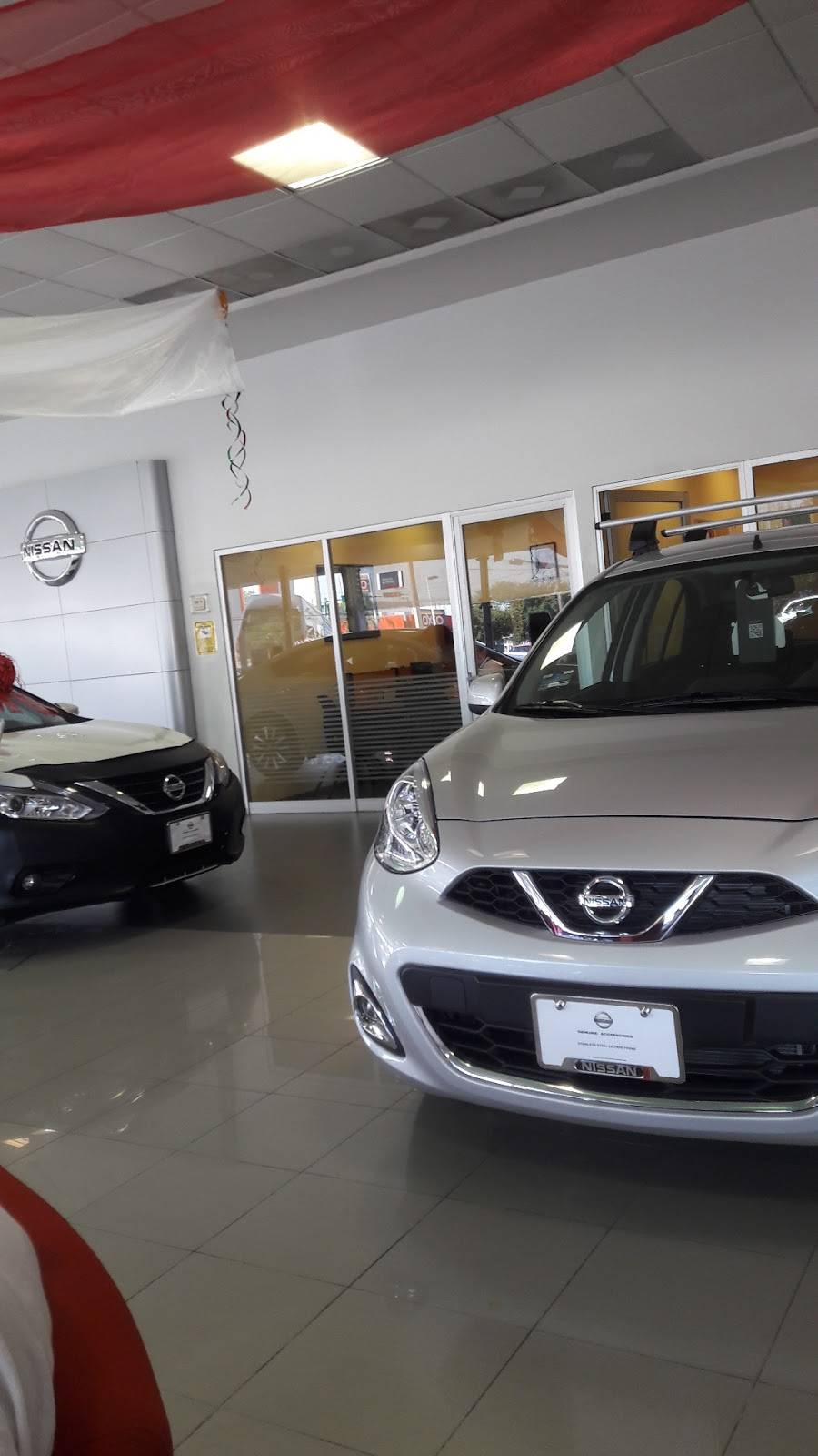 Nissan Nuevo Laredo | Calle Lago de Chapala S/N, Lagos, 88290 Nuevo Laredo, Tamps., Mexico | Phone: 867 711 2450