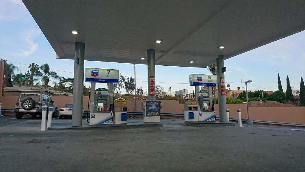 Chevron | 1934 N Cahuenga Blvd, Los Angeles, CA 90068, USA | Phone: (323) 774-6408