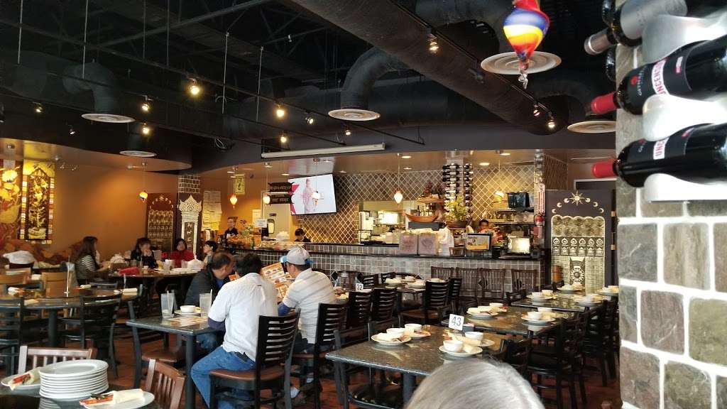 Tony Thai Restaurant | 10613 Bellaire Blvd a10, Houston, TX 77072, USA | Phone: (281) 495-1711