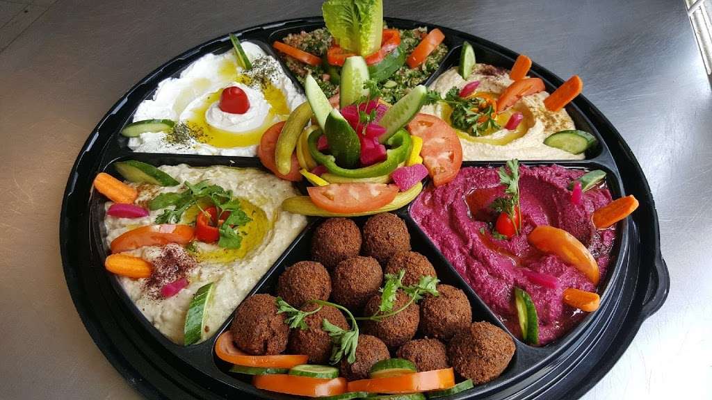 Zenas American Mediterranean Cuisine & Catering | 400 Richey Ave, Oaklyn, NJ 08107, USA | Phone: (856) 858-3700