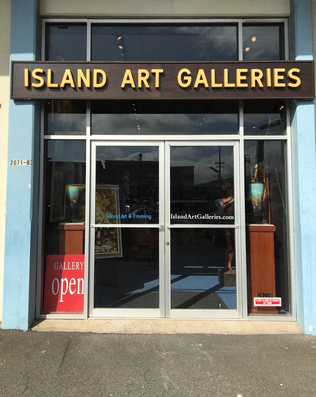 Island Art Galleries | 2071 S Beretania St, Honolulu, HI 96826, USA | Phone: (808) 528-4232