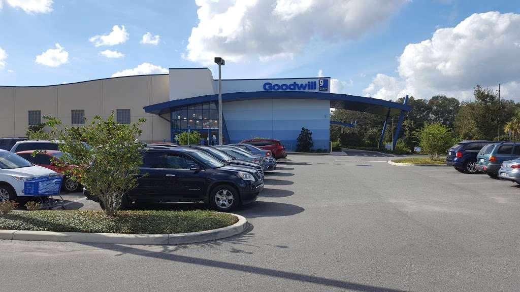 Goodwill Oxford Store | 11954 Co Rd 105, Oxford, FL 34484, USA | Phone: (352) 643-2000