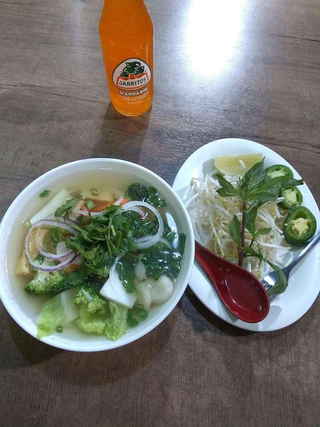 JB Asian Café | 7515 Westheimer Rd, Houston, TX 77063, USA | Phone: (713) 782-7275