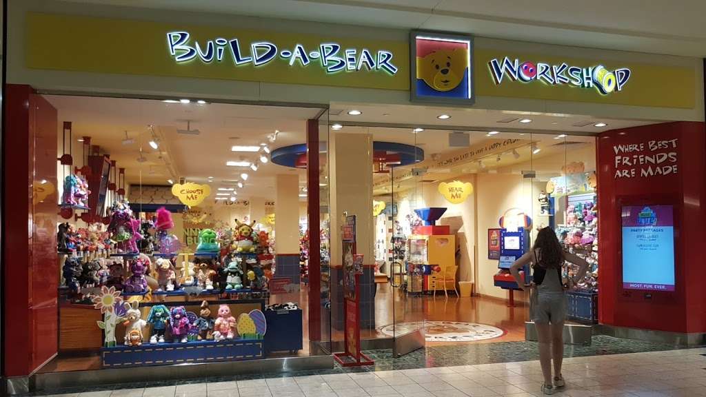 Build-A-Bear Workshop | 3101 PGA Boulevard Ste C117, Palm Beach Gardens, FL 33410, USA | Phone: (561) 630-7734