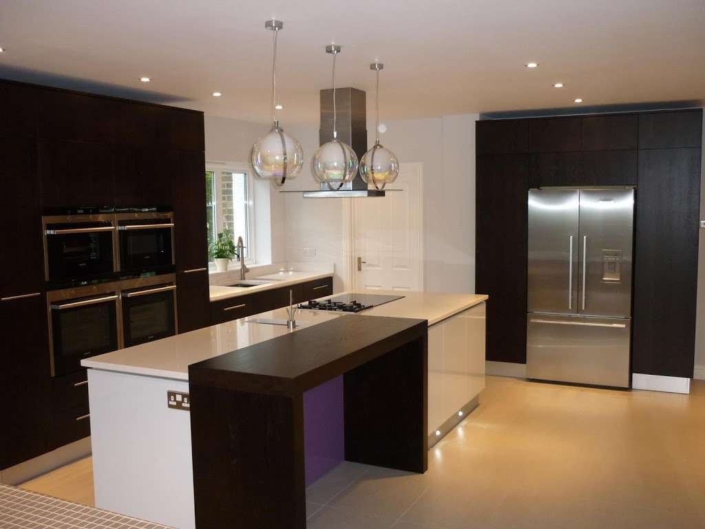 M kitchens | 6 Ravenswood Cres, West Wickham BR4 0JJ, UK | Phone: 020 8777 4949