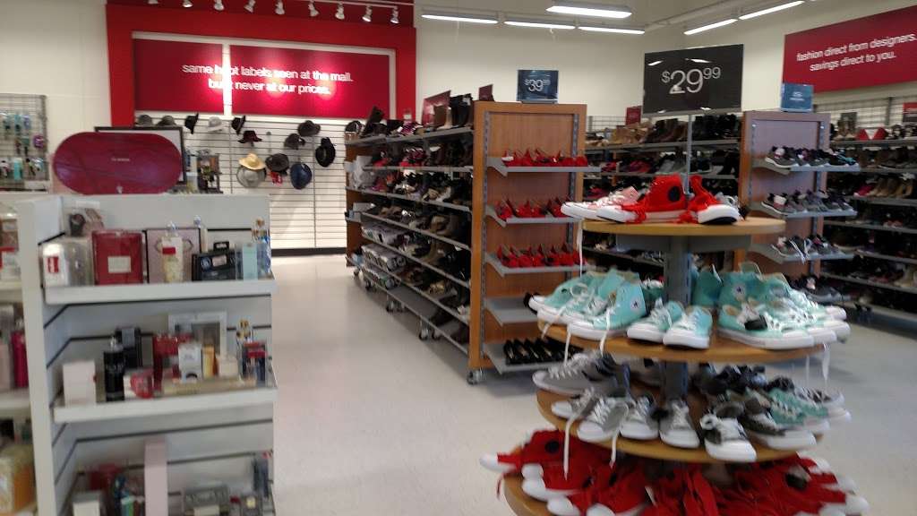 T.J. Maxx | 17144 Slover Ave, Fontana, CA 92337, USA | Phone: (909) 829-0949