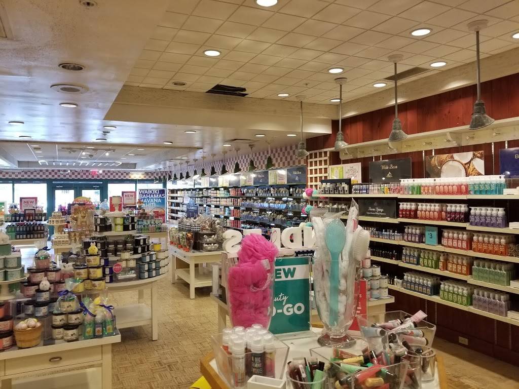 Bath & Body Works | 5091 Sheridan St, Hollywood, FL 33021 | Phone: (954) 981-1558