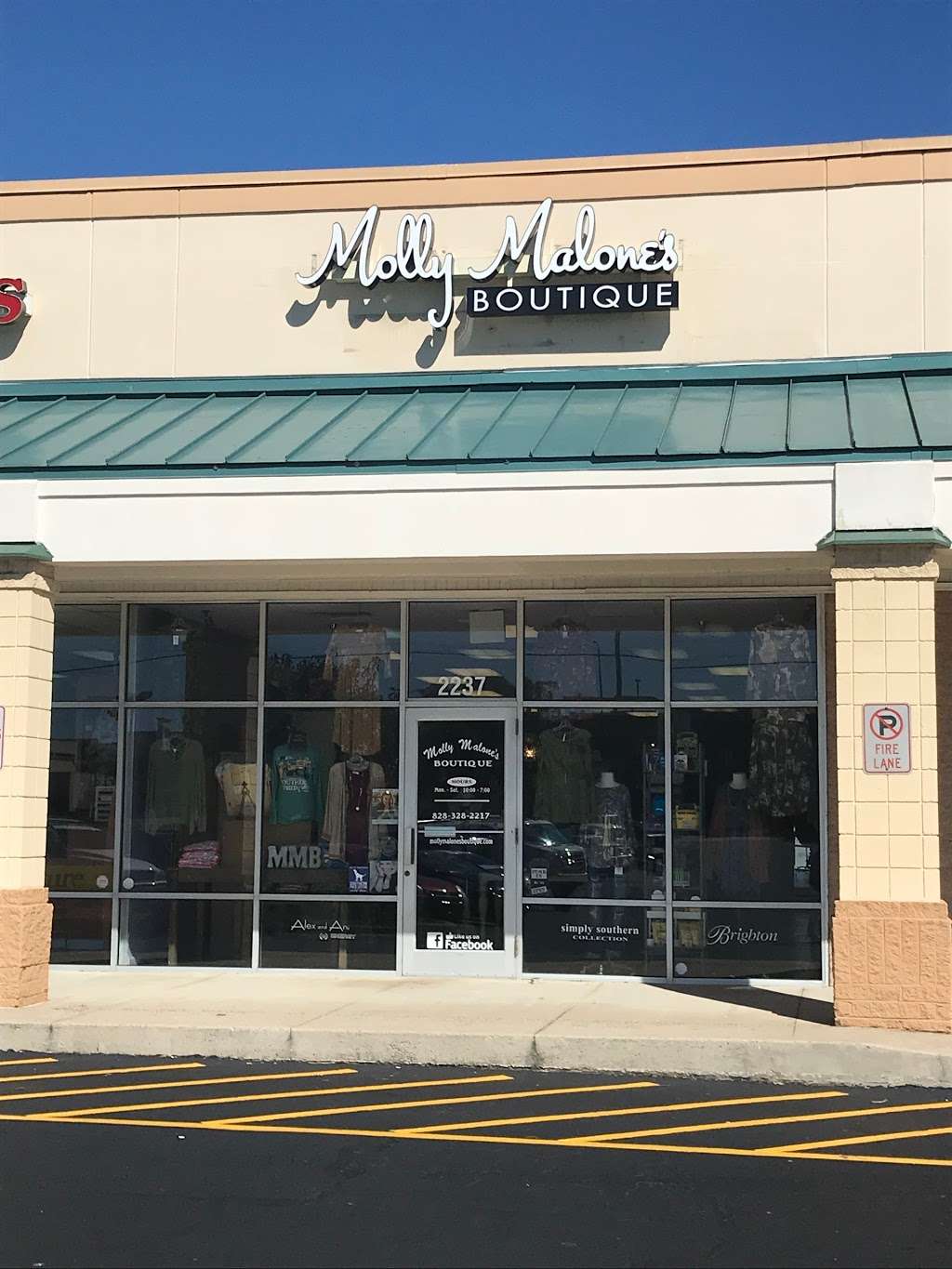 Molly Malones Boutique | 2237 US Hwy 70 SE, Hickory, NC 28602, USA | Phone: (828) 328-2217