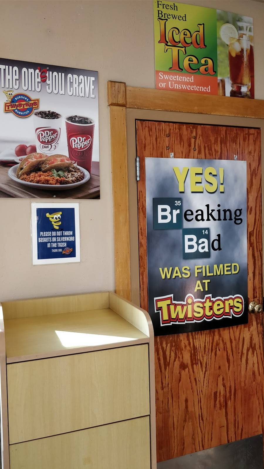 Twisters Burgers and Burritos | 2435 Southern Blvd SE, Rio Rancho, NM 87124, USA | Phone: (505) 892-4121