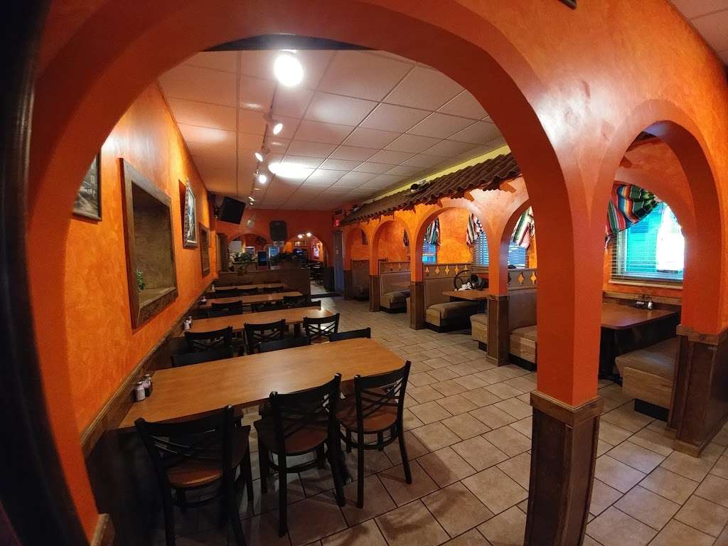 San Pedros Mexican Restaurant | 1239 W 37th Ave, Hobart, IN 46342, USA | Phone: (219) 947-4449