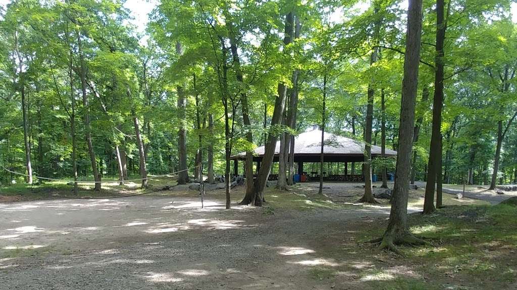 Saxon Woods Park - Parking | Unnamed Road, Scarsdale, NY 10583, USA