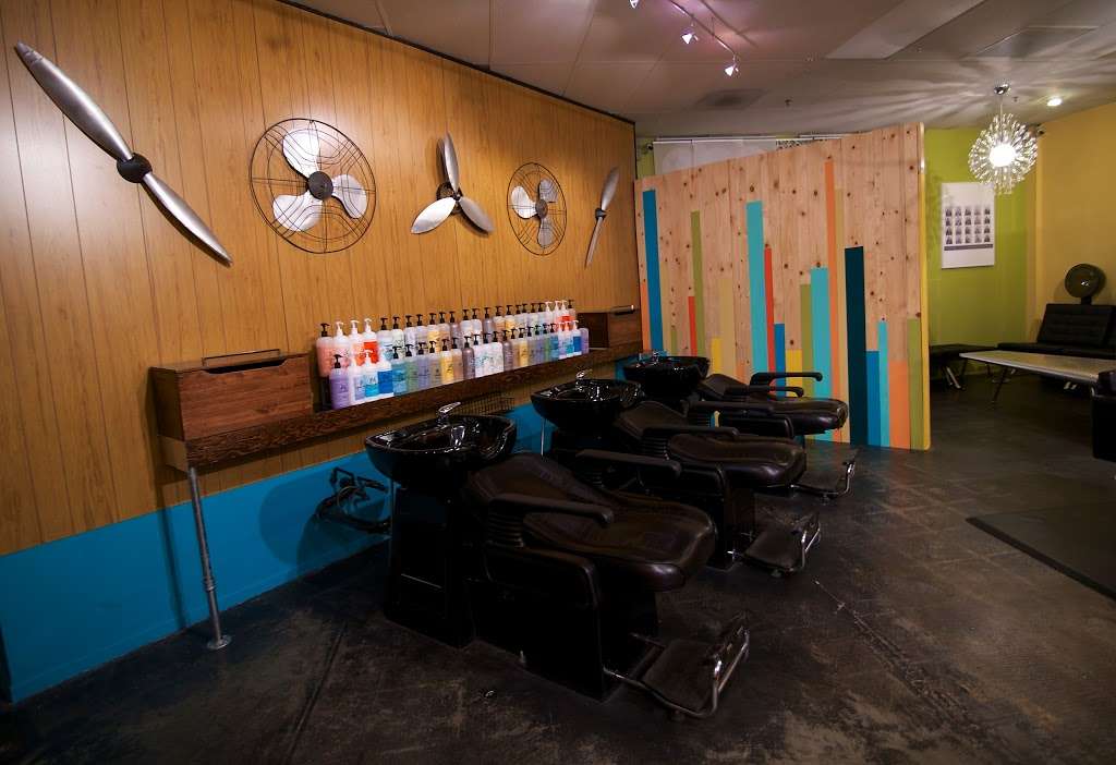 Play Hair Lounge | 2315 Kuehner Dr #109, Simi Valley, CA 93063, USA | Phone: (805) 577-8888