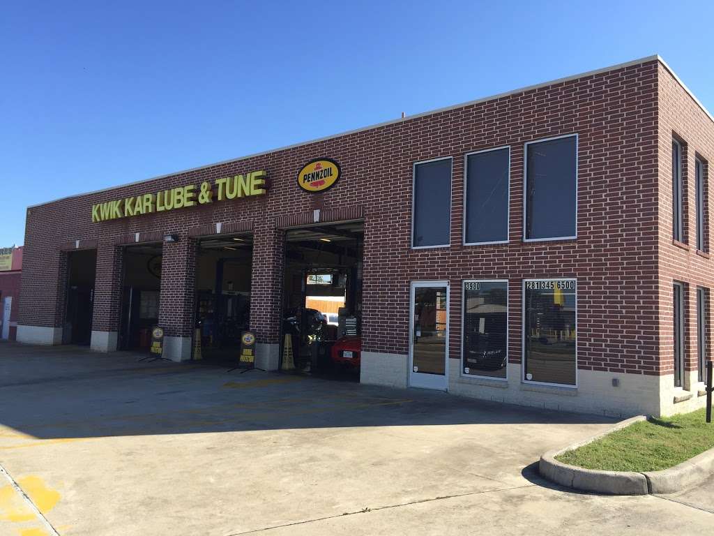 Deerfield Auto Repair and Kwik Kar | 3980 Barker Cypress Rd, Houston, TX 77084, USA | Phone: (281) 345-6500