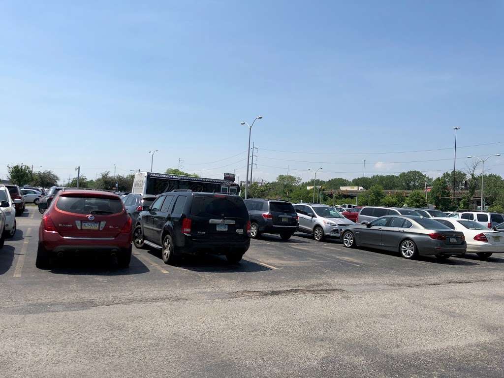 WallyPark Airport Parking | 1 Scott Way, Philadelphia, PA 19113, USA | Phone: (610) 521-5050