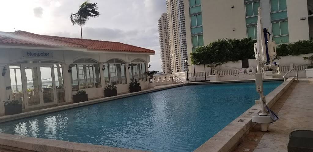 Bluewater Cafe | 100 Chopin Plaza, Miami, FL 33131, USA | Phone: (305) 577-1000