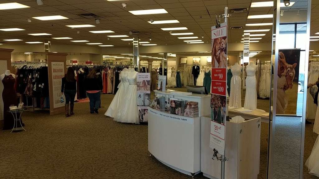 Davids Bridal | 6320 Ritchie Hwy, Baltimore, MD 21061, USA | Phone: (410) 789-7308