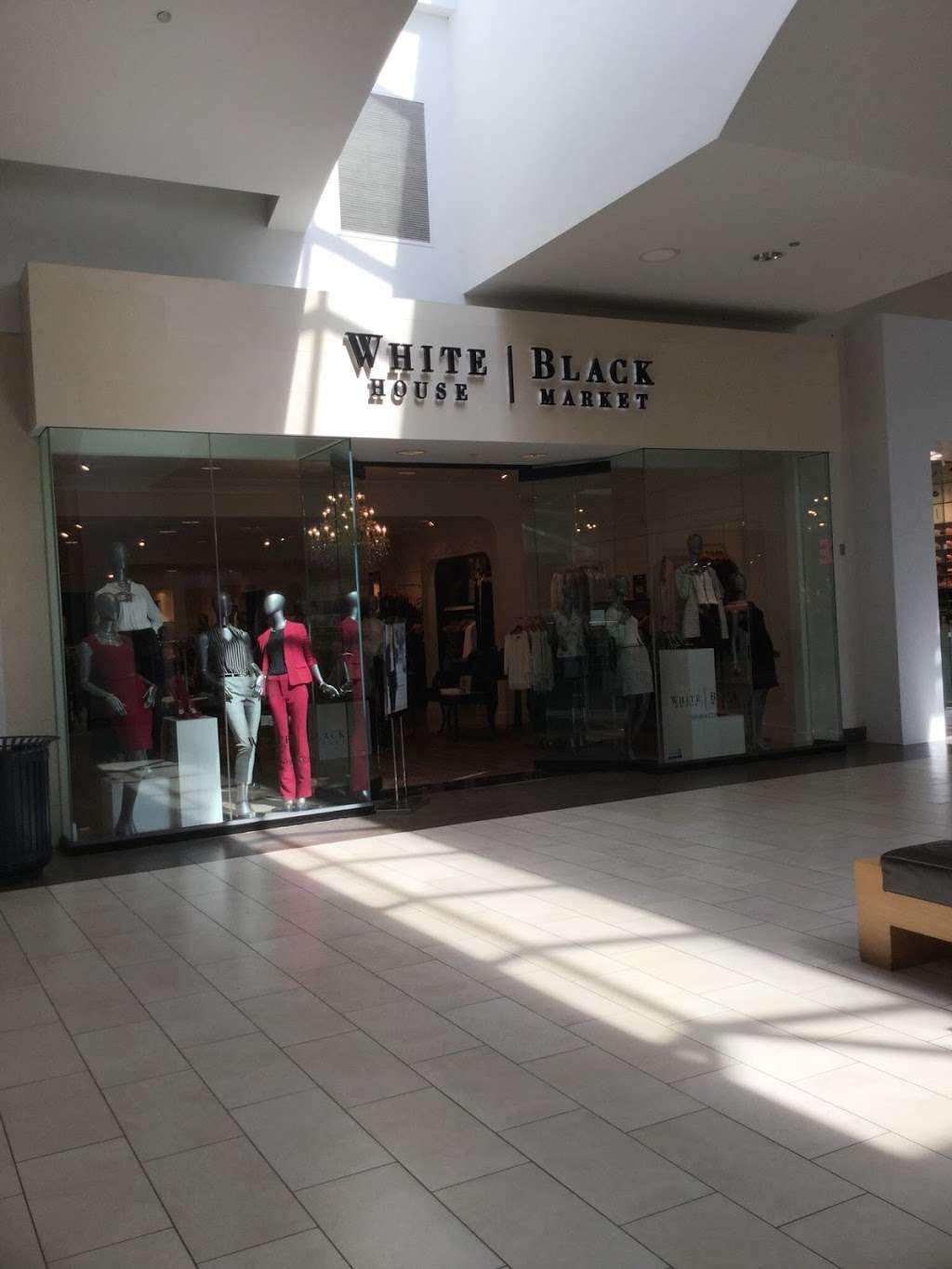 White House Black Market | 322 Los Cerritos Center, Cerritos, CA 90703, USA | Phone: (562) 865-0580