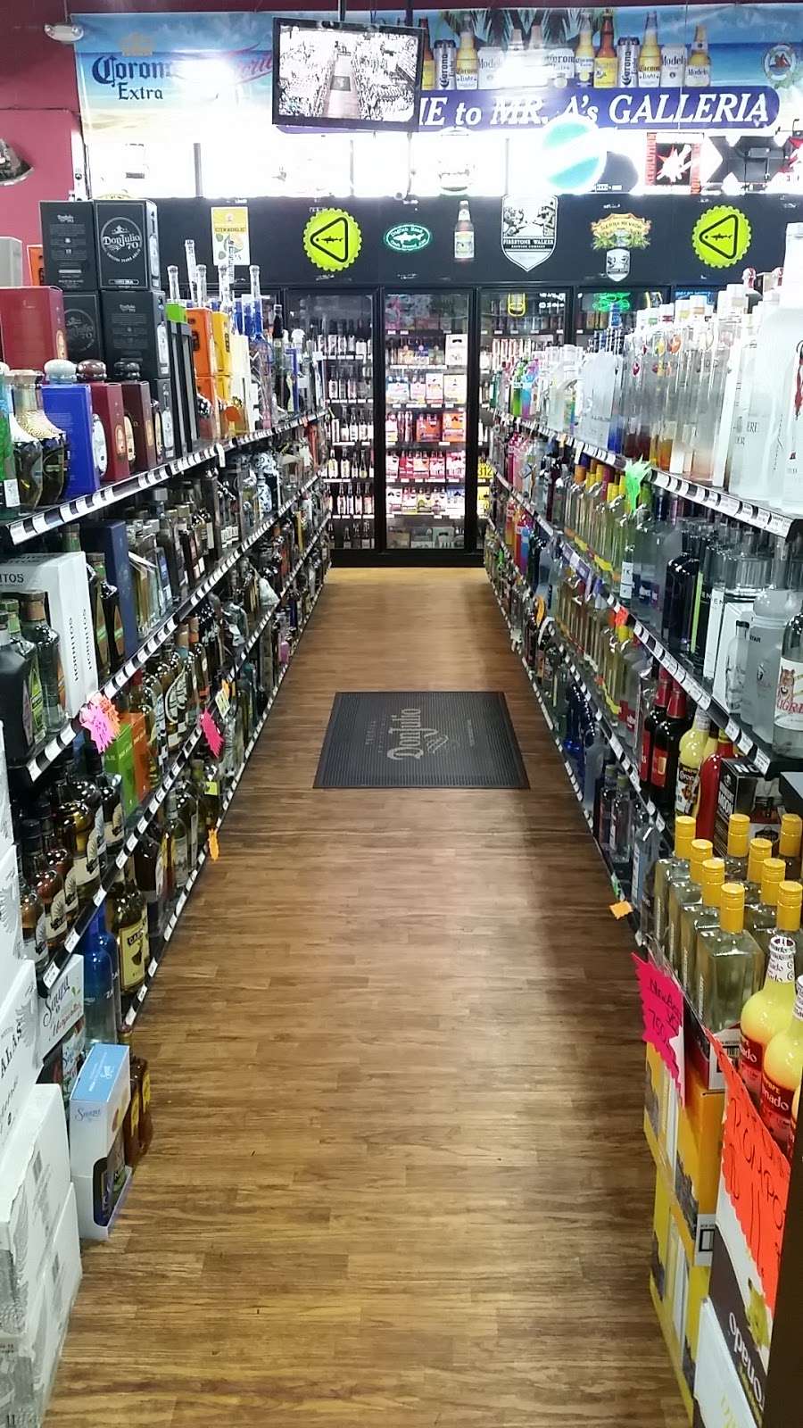 Mr As Galleria Liquor | 1400 S Neltnor Blvd # 108, West Chicago, IL 60185, USA | Phone: (630) 231-2337