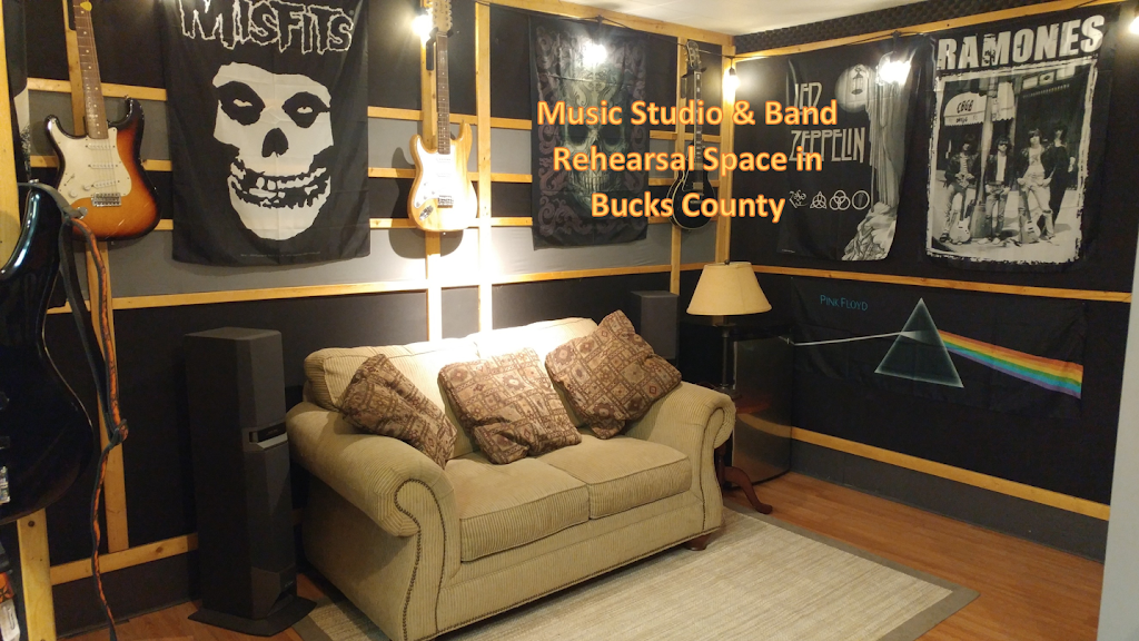 Neshaminy Street Studio | 707 Neshaminy St, Penndel, PA 19047, USA | Phone: (215) 378-8964