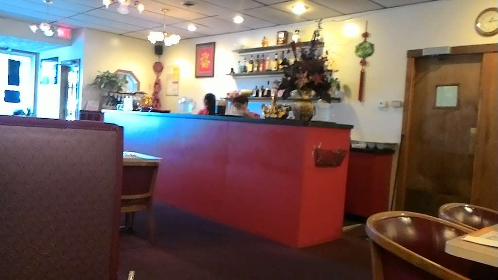 Red Fortune Chinese Restaurant | 117 Oak St, Bonner Springs, KS 66012, USA | Phone: (913) 441-1988