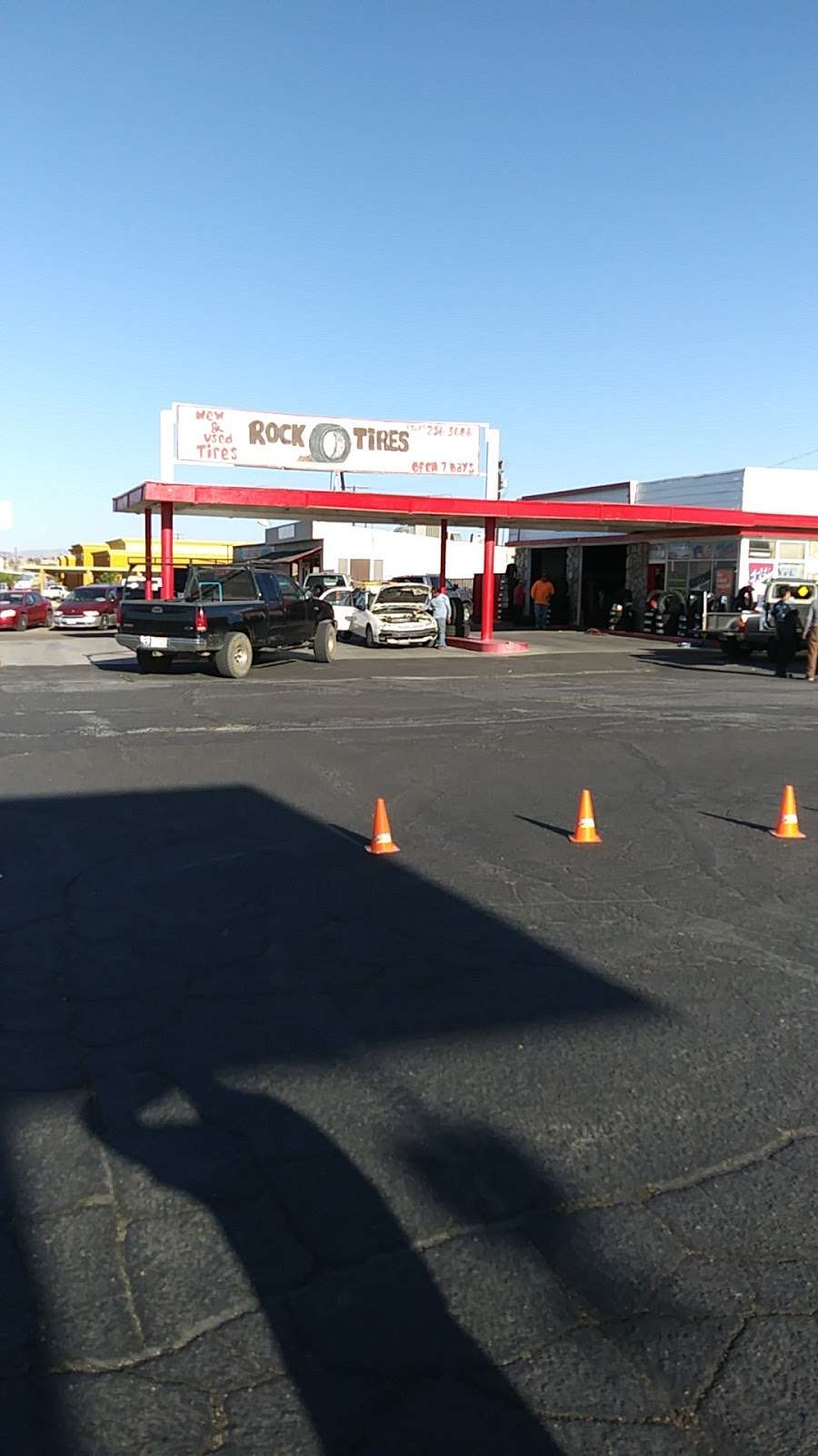 Rock Tires | 2040 Main St, Barstow, CA 92311, USA | Phone: (760) 256-3606