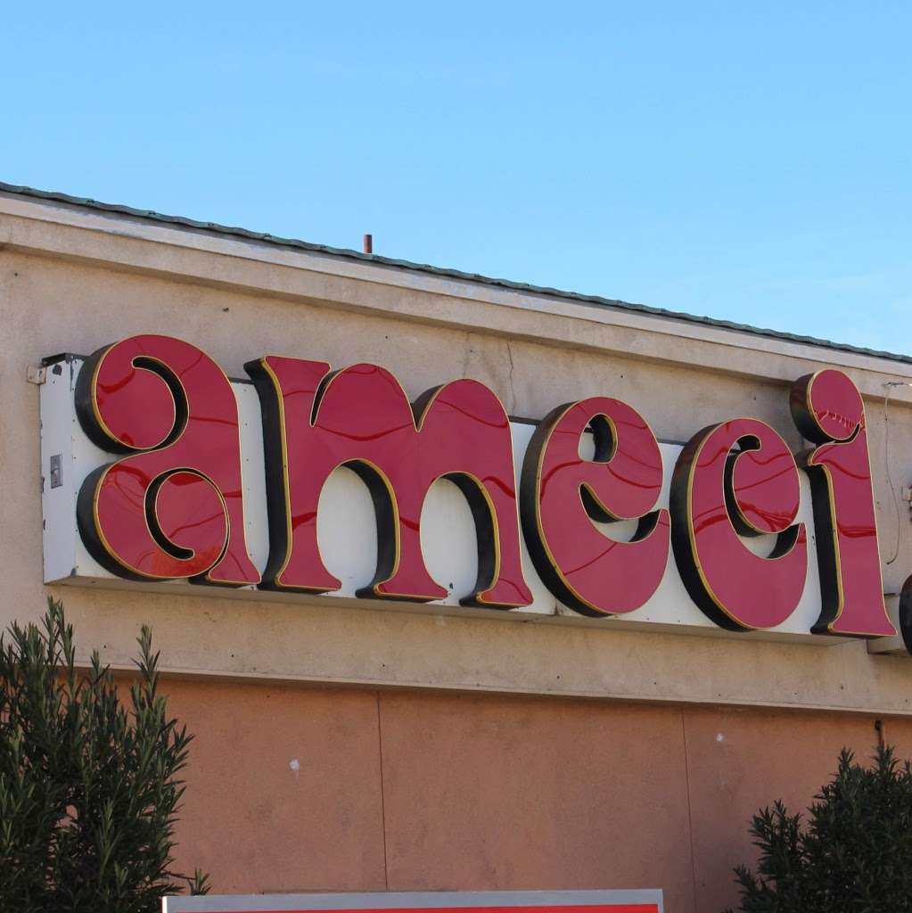 Ameci Pizza & Pasta | 4520, 27305 Live Oak Rd, Castaic, CA 91384 | Phone: (661) 257-3855