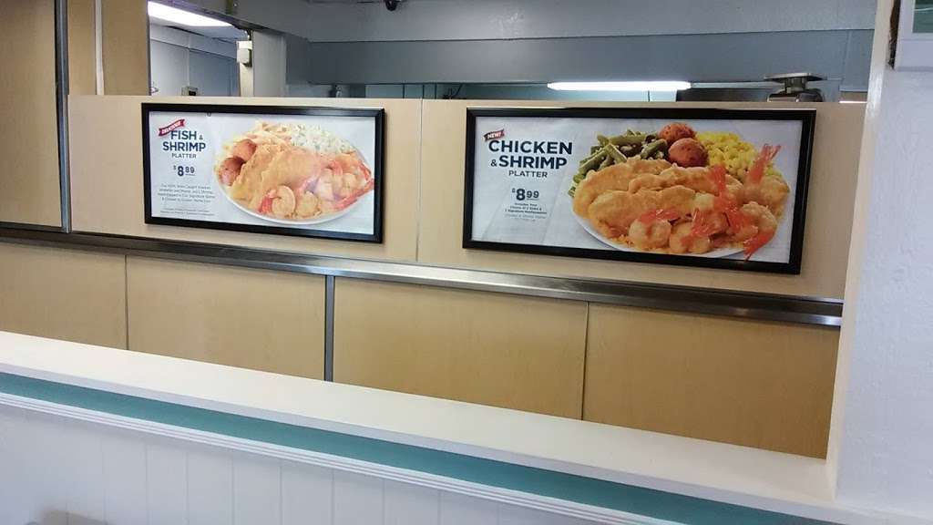 Long John Silvers | 6929 Harrisburg Blvd, Houston, TX 77011, USA | Phone: (281) 888-9589