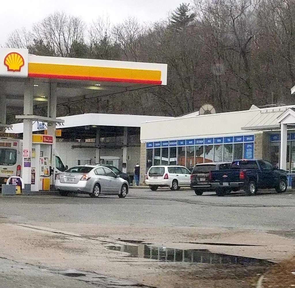 Shell | U.S. 1, 580 Washington St, Wrentham, MA 02093, USA | Phone: (508) 384-9501