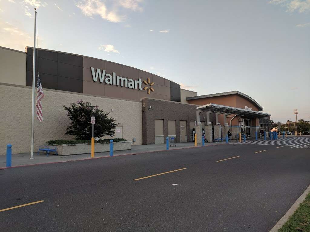 Walmart Supercenter | 201 Maranto Manor Dr, Winchester, VA 22602, USA | Phone: (540) 868-5076