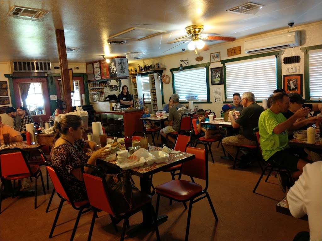 Mels Country Cafe | 24814 Stanolind Rd, Tomball, TX 77375, USA | Phone: (281) 255-6357