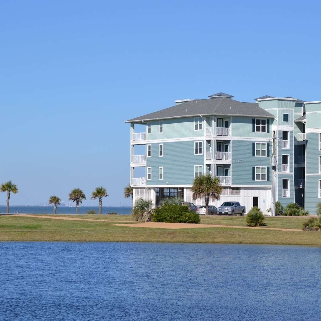 Arthurs Beach & Bay Vacation Rentals | 1515, 26570 Baywater Dr #303, Galveston, TX 77554, USA | Phone: (281) 584-0318