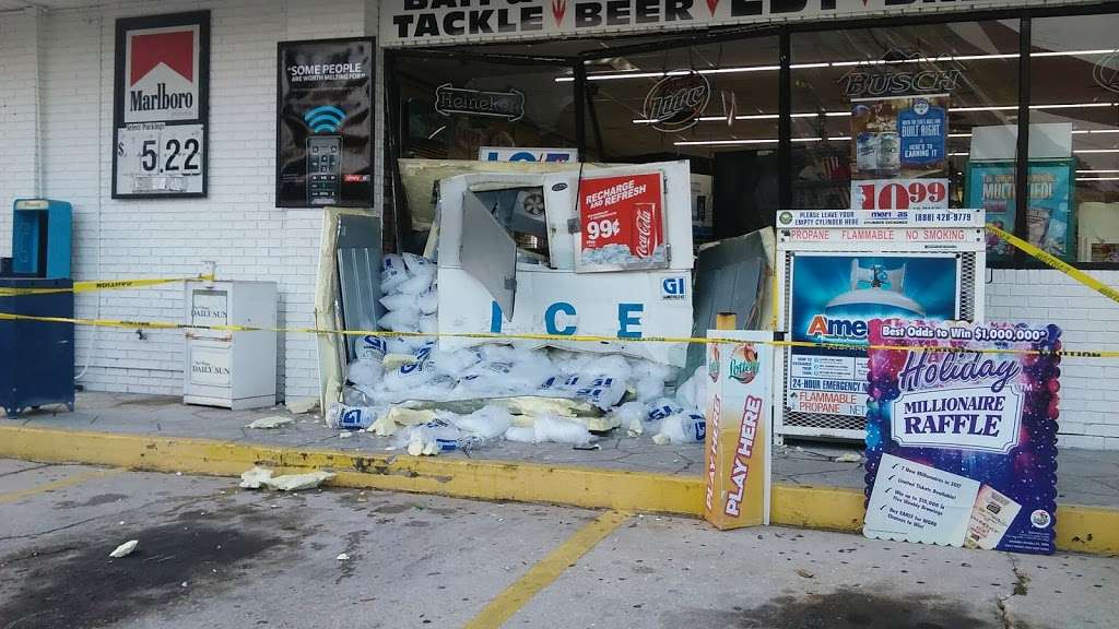 J BS Discount Food And Beverage | 4075 Picciola Rd, Fruitland Park, FL 34731, USA | Phone: (352) 326-8872