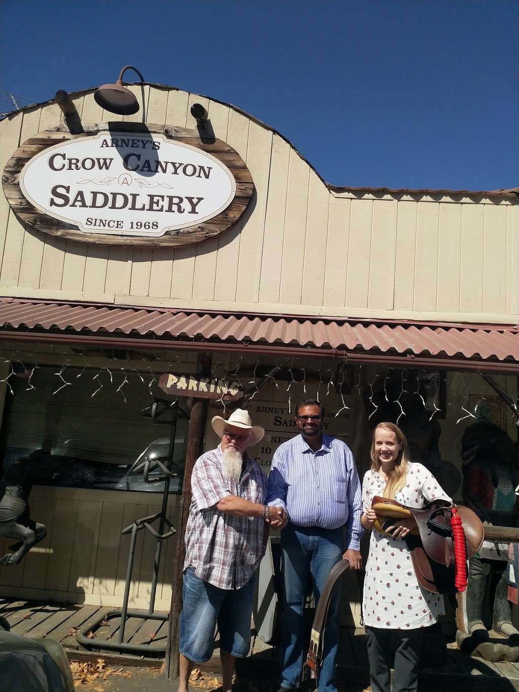 Arneys Crow Canyon Saddlery | 10730 Crow Canyon Rd, Castro Valley, CA 94552, USA | Phone: (510) 537-0120