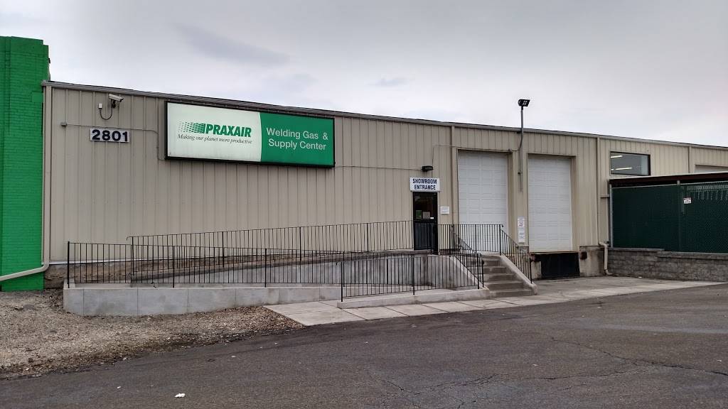 Praxair Welding Gas and Supply Store | 2801 E Hennepin Ave, Minneapolis, MN 55413, USA | Phone: (612) 851-2660