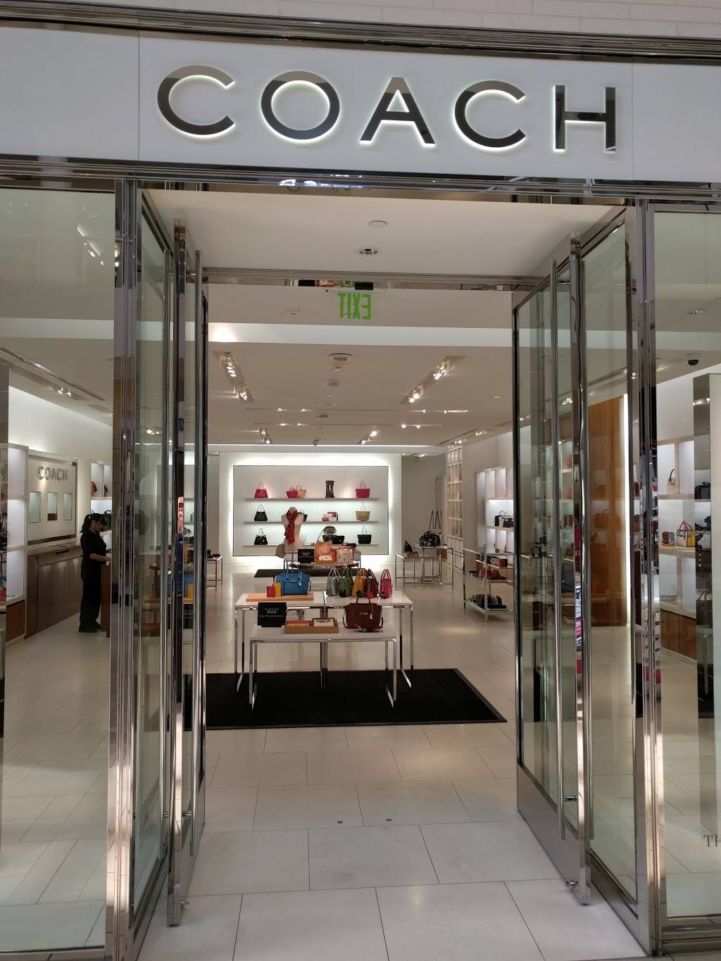 COACH | 1772 Montebello Town Center SPACE #A19, Montebello, CA 90640, USA | Phone: (323) 726-2791