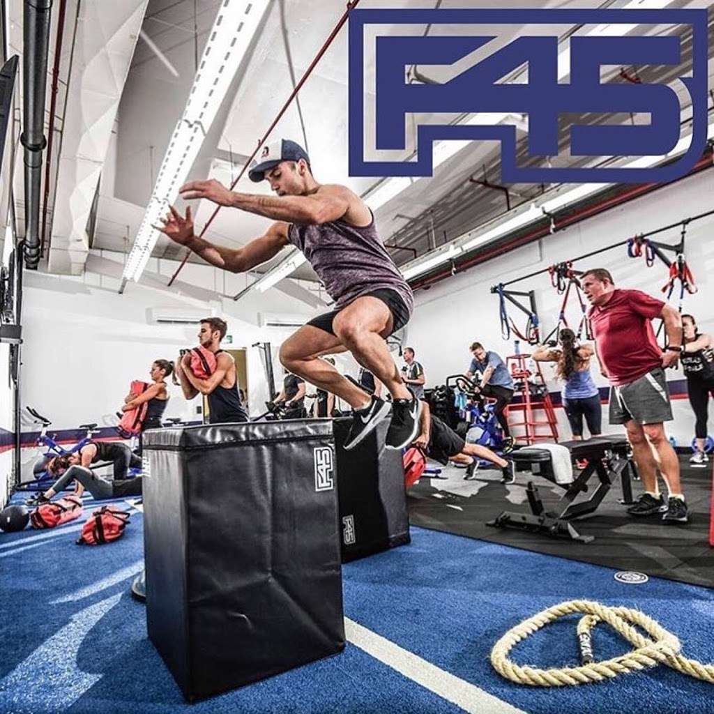 F45 Training Pearland West | 3695 Kirby Dr #107, Pearland, TX 77584 | Phone: (832) 900-2732