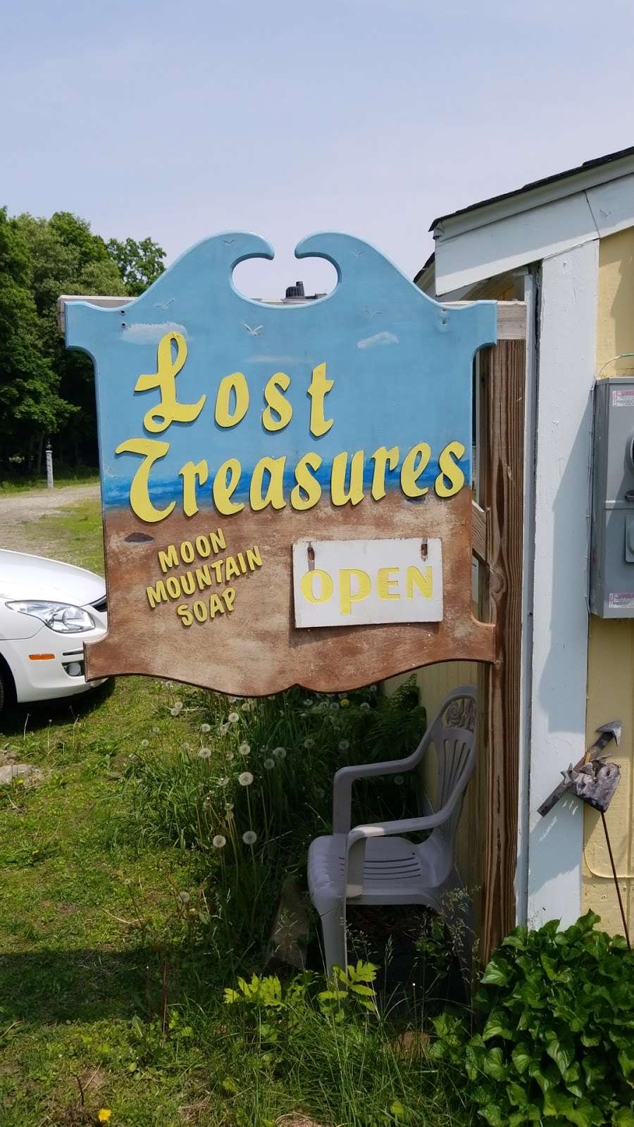 Lost Treasures | 29 Main St, Rowley, MA 01969, USA | Phone: (978) 771-6597