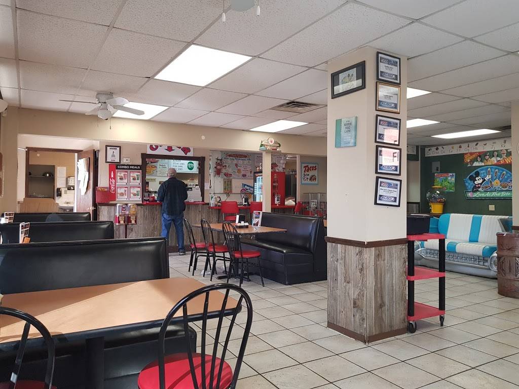 Miss Anns Classic Diner | 3218 34th St, Lubbock, TX 79410, USA | Phone: (806) 792-2729