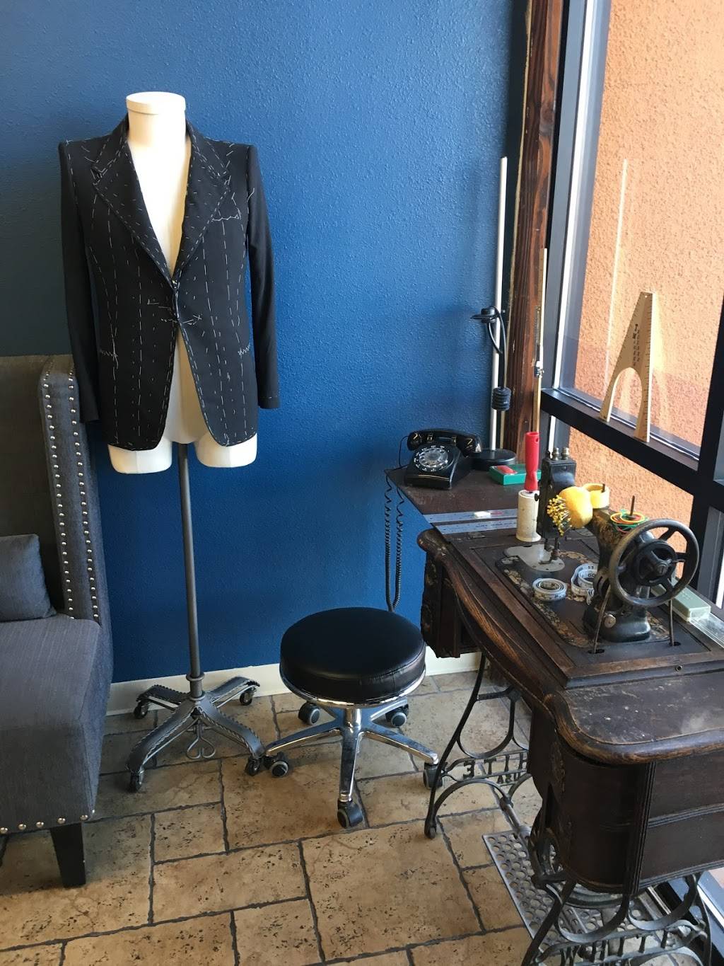 Exclusive Tailoring | 4255 S Durango Dr #100, Las Vegas, NV 89147 | Phone: (702) 220-9232