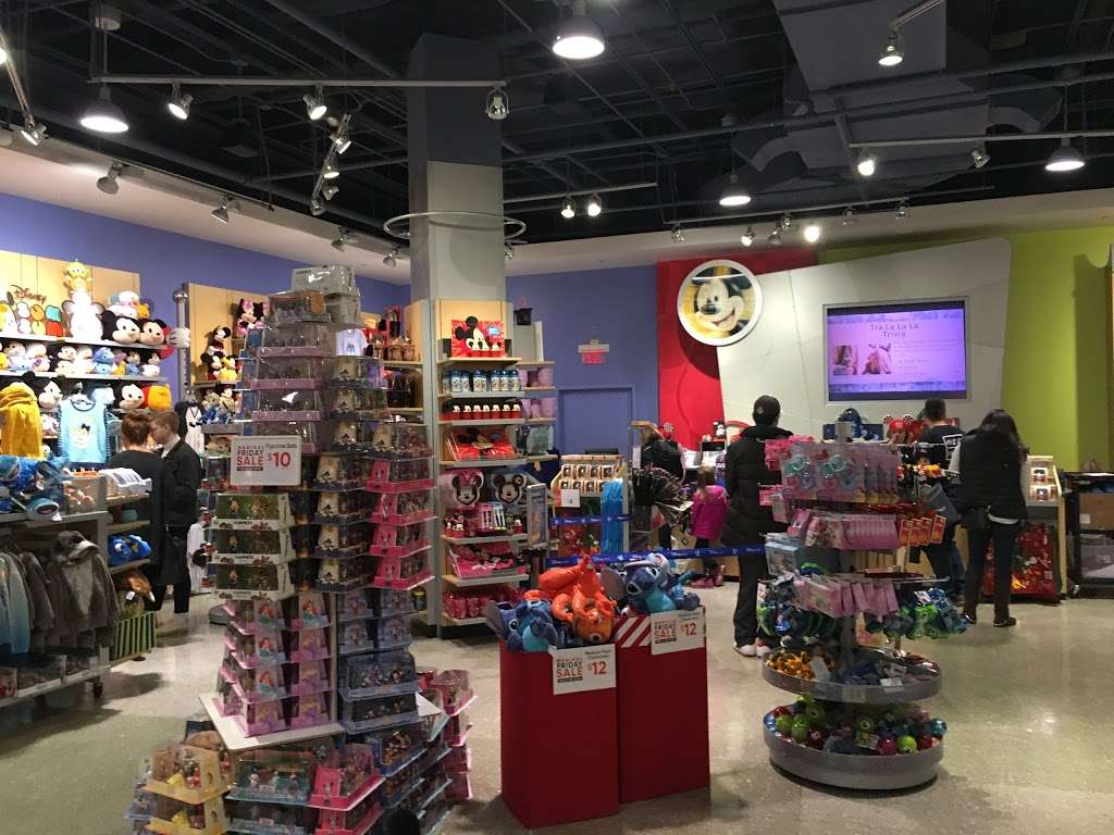 Disney Store | 1600 N Meacham Rd, Schaumburg, IL 60173, USA | Phone: (847) 619-9213