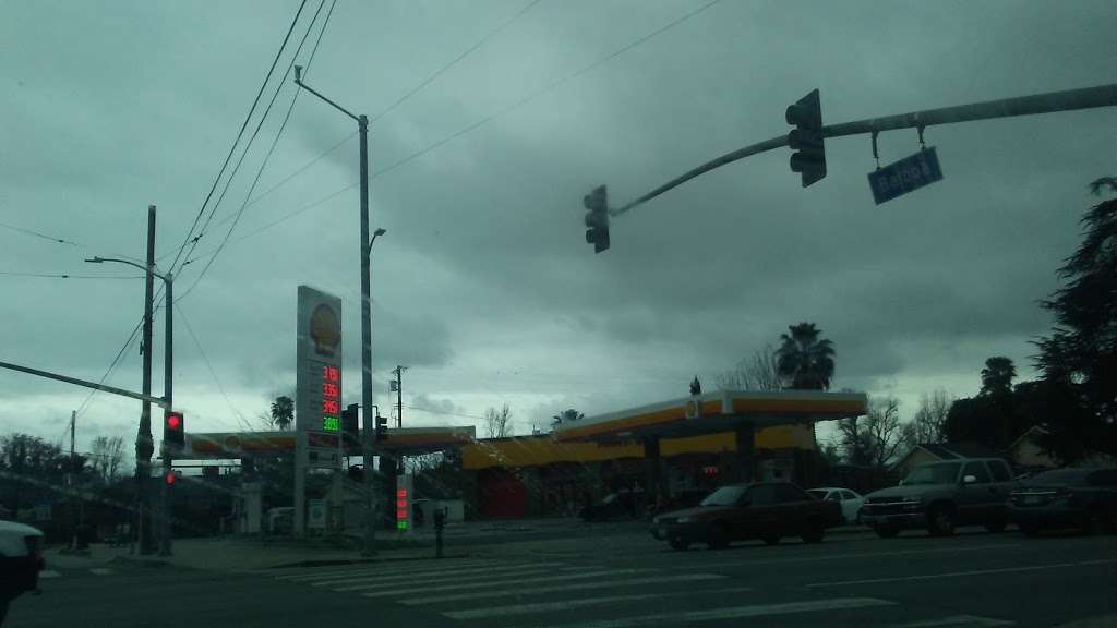 Shell | 17000 Roscoe Blvd, Northridge, CA 91325, USA | Phone: (818) 776-1914