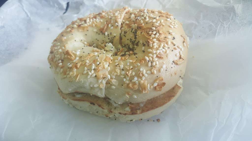 Atlantic Bagel & Coffee Co | 282 Main St, Hingham, MA 02043, USA | Phone: (781) 740-0636