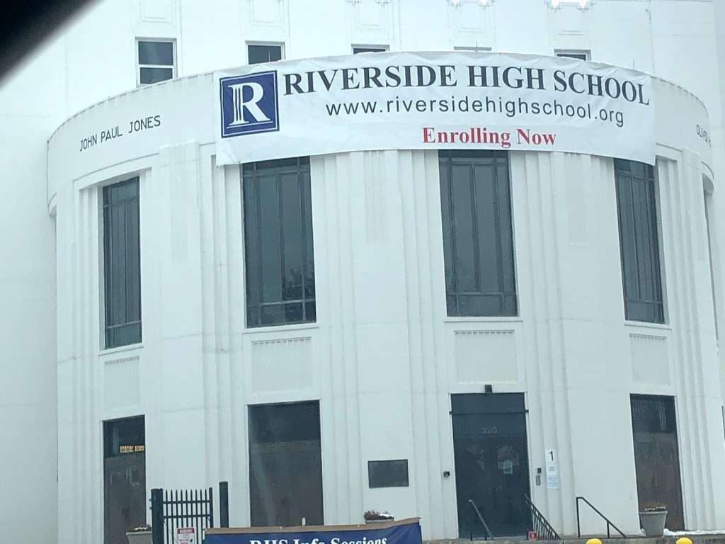 Riverside High School | 3010 N White River Pkwy E Dr, Indianapolis, IN 46208, USA | Phone: (317) 231-0010