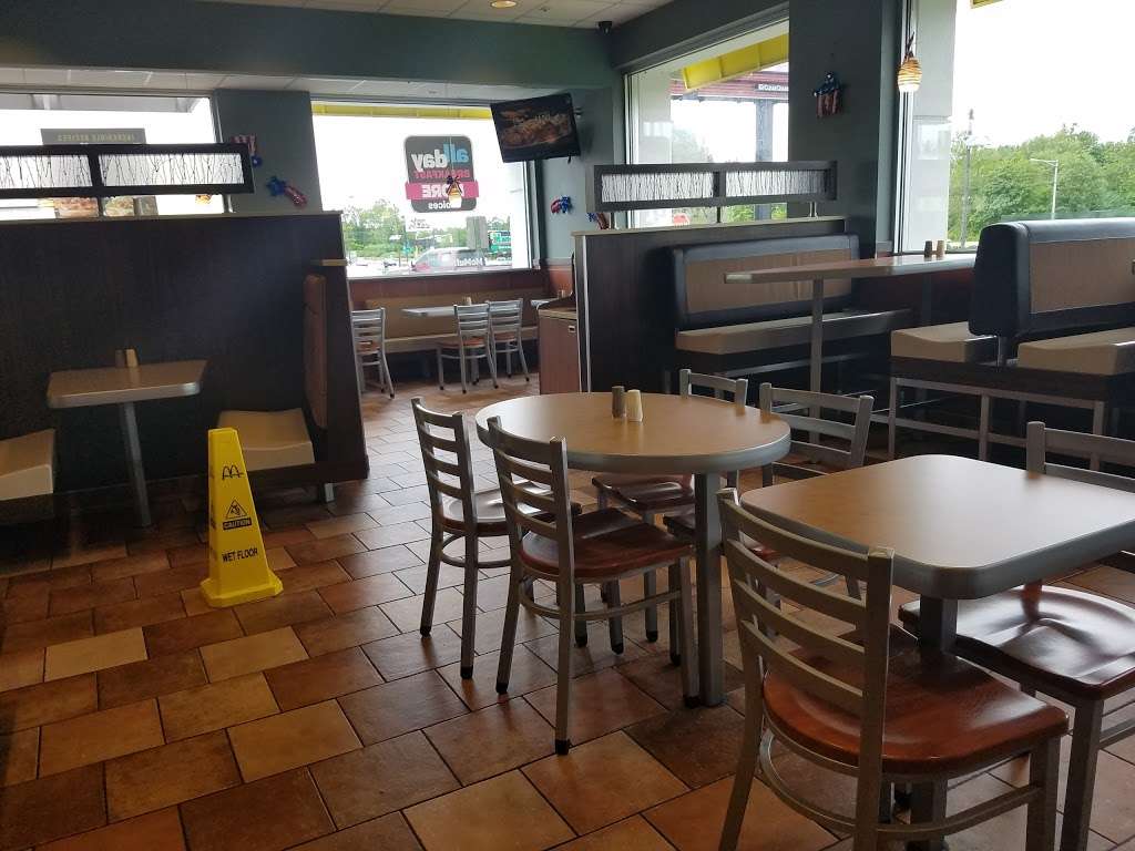 McDonalds | 1021 NJ-73, Pennsauken Township, NJ 08110, USA | Phone: (856) 488-0410