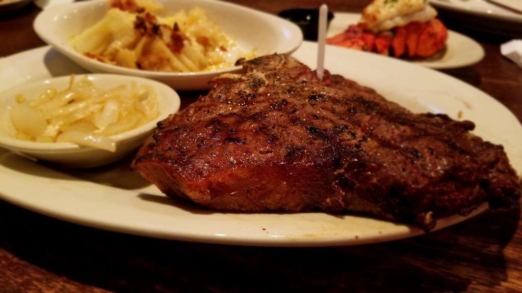 The All American Steakhouse & Sports Theater Manassas | 5594 Ashland Community Square, Manassas, VA 20112, USA | Phone: (703) 580-1800