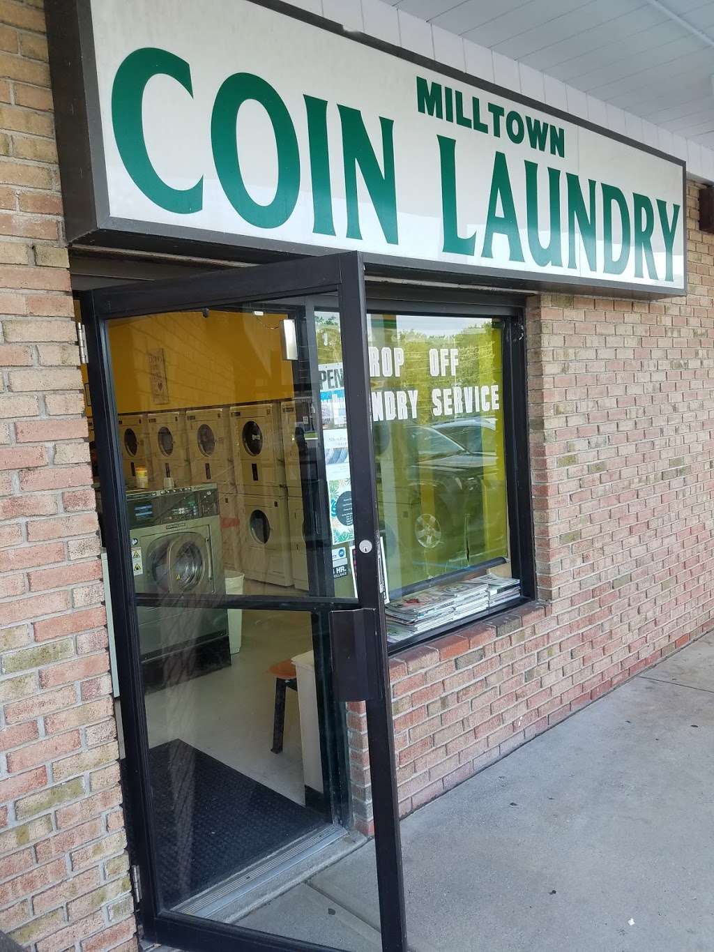 Milltown Coin Laundry | 100 Ryders Ln, Milltown, NJ 08850, USA | Phone: (732) 247-4917