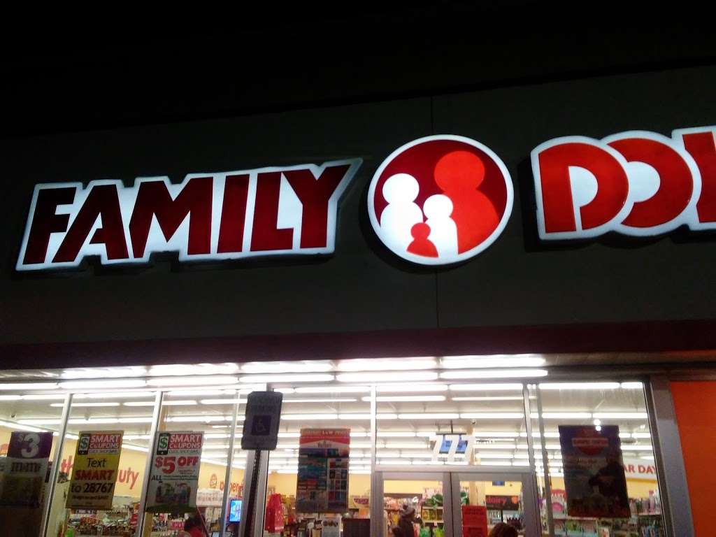 Family Dollar | 777 N Rancho Dr, Las Vegas, NV 89106, USA | Phone: (702) 631-0580