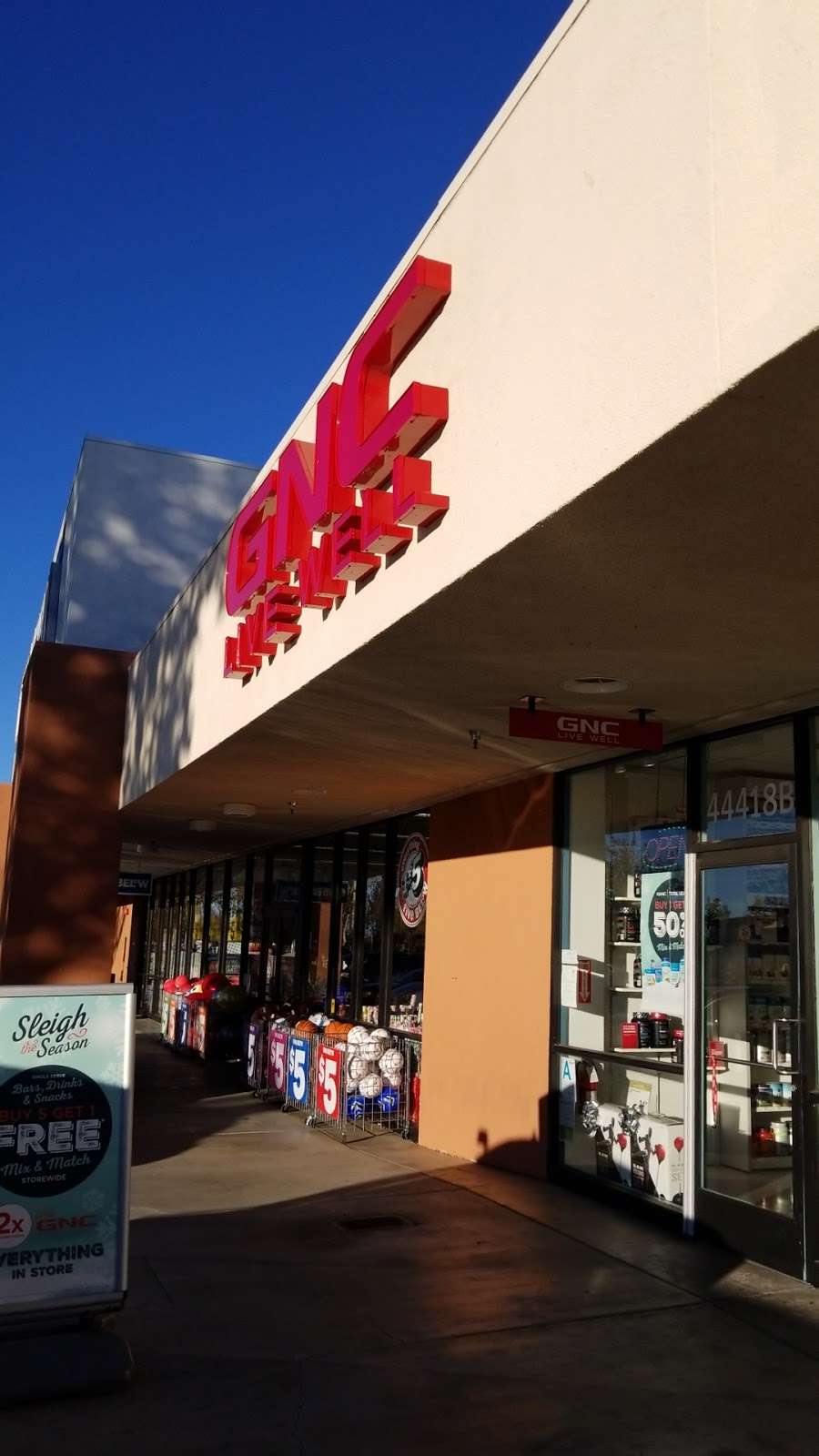 GNC | 44418 Valley Central Way, Lancaster, CA 93536, USA | Phone: (661) 723-0210